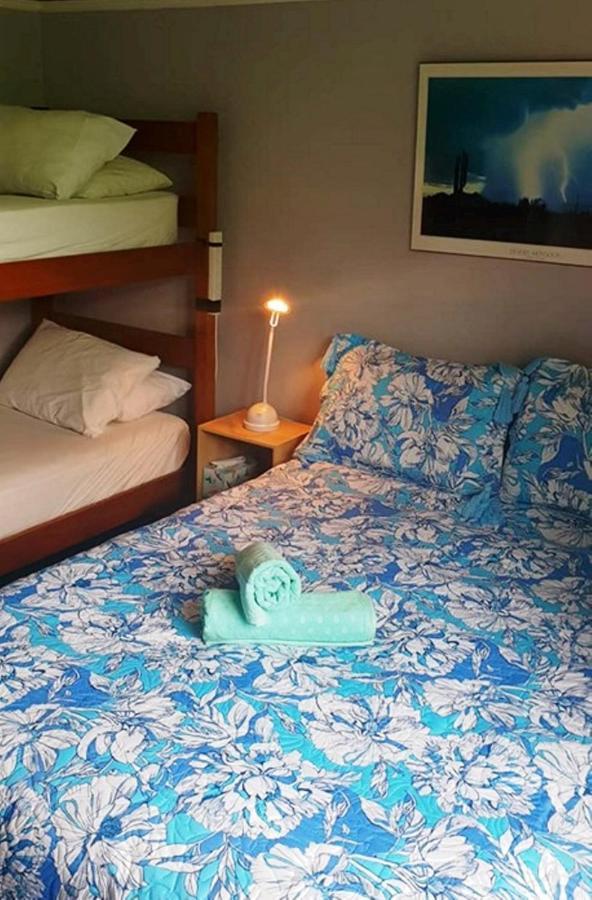 Хостел Manor House Backpackers Дьюндин Экстерьер фото