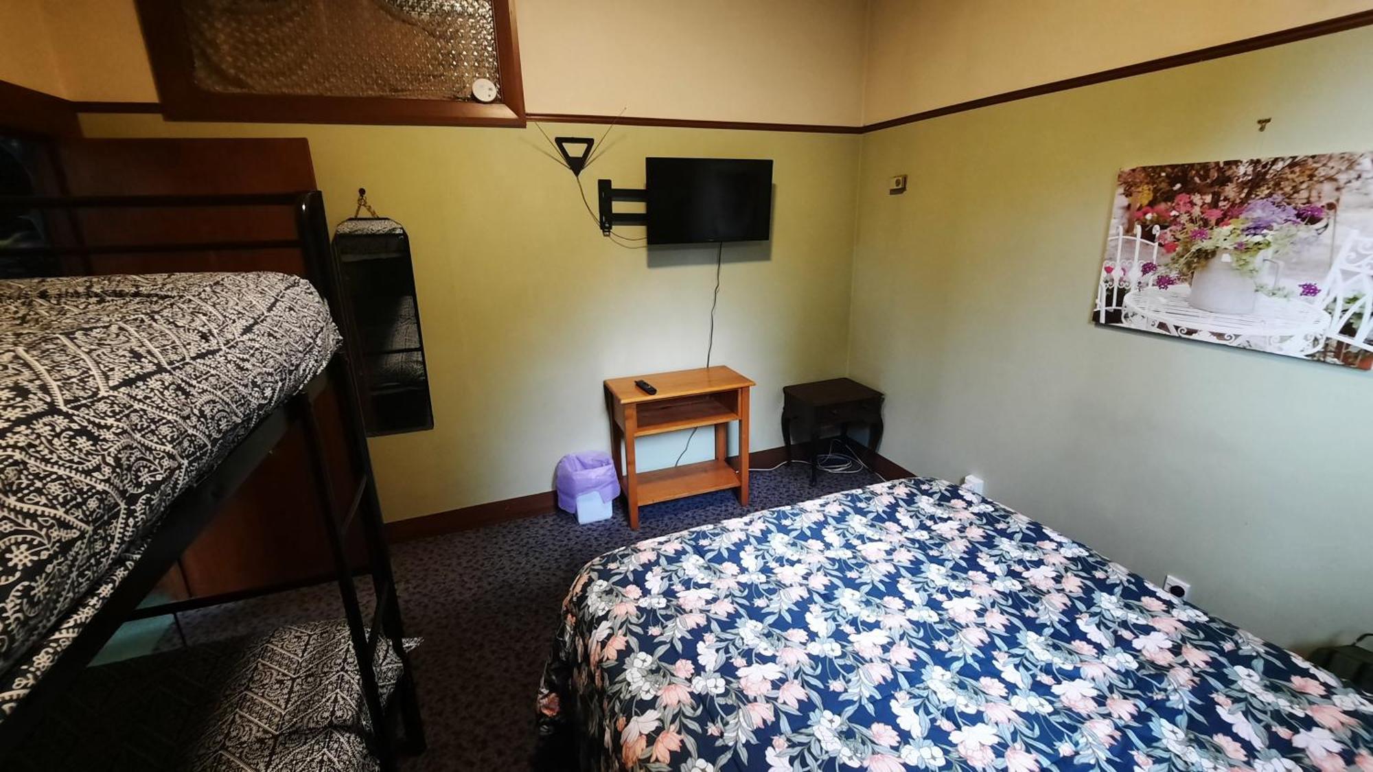 Хостел Manor House Backpackers Дьюндин Экстерьер фото