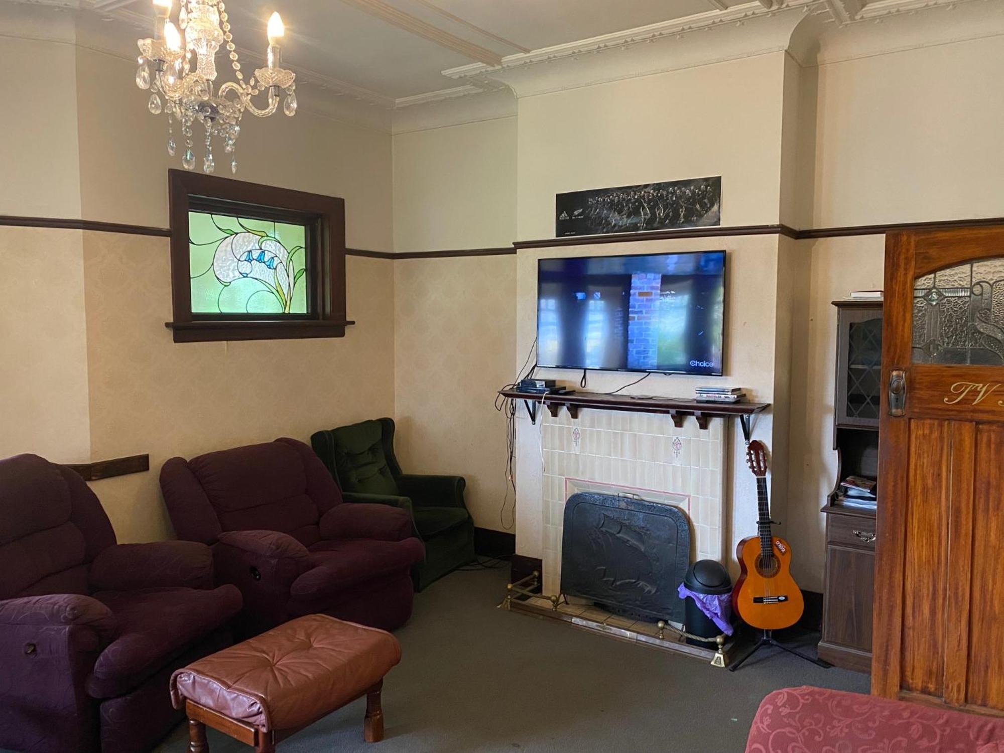 Хостел Manor House Backpackers Дьюндин Экстерьер фото