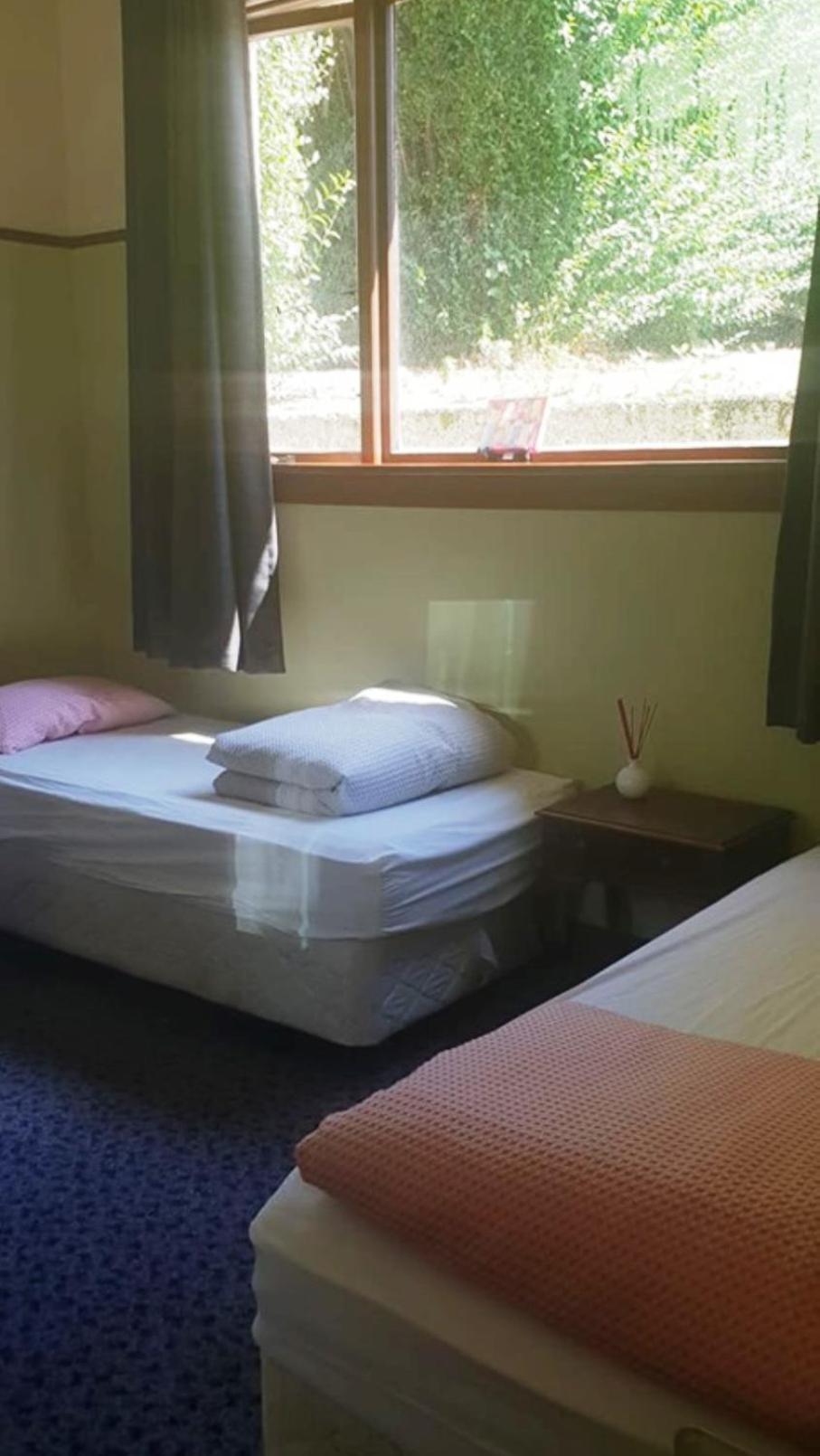 Хостел Manor House Backpackers Дьюндин Экстерьер фото
